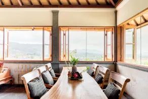 Villa Julielele, Sumberkima Hill - Image 4