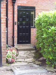Private 2nd floor flat in New Forest - Image 2
