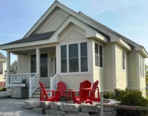 Upscale Cottage - Sandbanks/Prince Edward County - Image 3