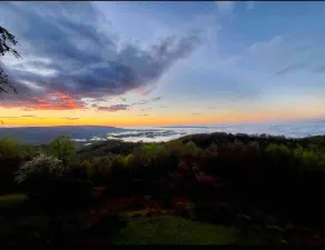 ”Cloud 9” - Stellar Sunrises Near the BR Parkway - Image 4