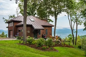 Dramatic Views at the Above the Clouds Guesthouse - Image 3