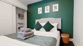 Entire Stylish Home | Ground Level | Free Parking - Image 3