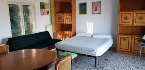 Apartment on the main street with sea view - Image 2