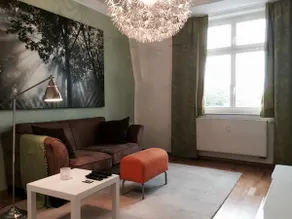 Bright cozy old building apartment with lots of charm - Image 4