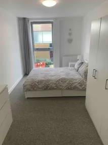 5a | Modern 2-Bed | Clapham | Close to tube - Image 4
