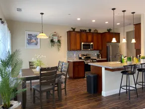 Brand New Home Close to Sequoia /w Tub & Games - Image 4
