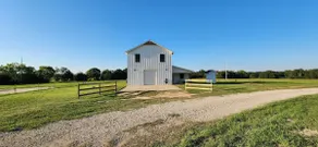 Peaceful 3BR Ranch Retreat on 40+ Acres - Image 3