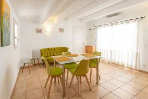 Penthouse with terrace - Image 2
