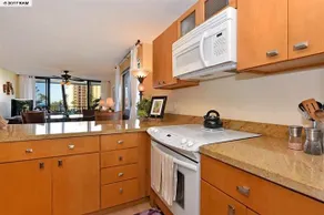 Summertime in Kahana — Only Steps from the Beach! - Image 3