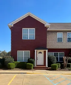 * Comfy Condo close to everything in Prattville * - Image 3