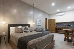 Beautiful loft for 2 on El Malecón – downtown - Image 4