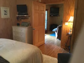 Deer Lodge Bed & Breakfast - Image 5