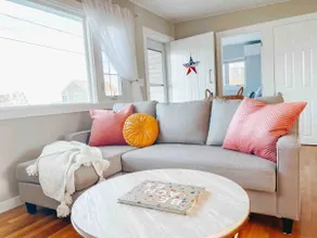 Red Sky Retreat! Sun soaked 2 bedroom cottage! - Image 4