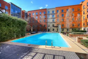 Melrose Arch Luxury Apartment - Image 2