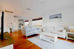 Beautiful Entire House 2Bdm! Full GC Experience - Image 2