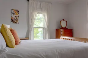 Historic home in quaint Grayslake, self check-in - Image 4