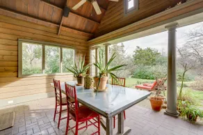 Ravinia Bungalow - Image 4