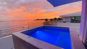 Penthouse with Jacuzzi at the Foot of the Beach 505 16b - Image 3