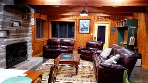 4 BR 3 Bath cabin on Cherokee Lake with private dock.  Sleeps 10 to 12. - Image 5
