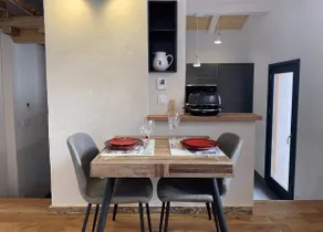 Enjoy this beautiful, cozy apartment - Image 5