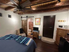 Guest House in Espanola - Image 2