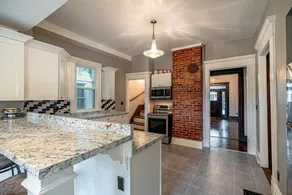 2 Bed/2.5 Bath Restored Beauty - Pistachio Palace - Image 3