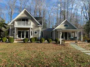 Weems Waterfront Getaway on Taylor Creek 🎣🚣🏻‍♀️🛶🌅 - Image 2