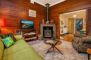 Allambee Cottage - close to town, pet friendly - Image 2