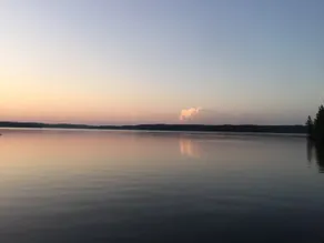 Cozy Cabin- 1/4 mile from boat launch- Free Wifi - Image 2