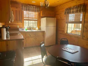MLC #1 Oak Hill- 2 BR- Private -Lake View - Image 5