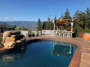 PRIVATE CARRIAGE HOME OASIS Shared pool & hot tub - Image 5