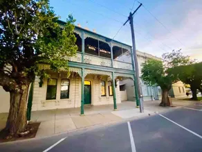 ✓ HUGE Brand New Group Accom (9) in❤️of River Port - Image 2