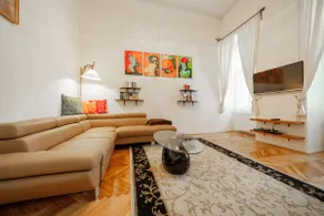 Hercegprimás Hostel and Apartment - Image 3
