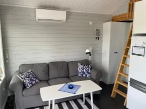 Cozy and functional cottage with nice views. - Image 3