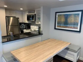 ⭐️Heart of Park City Hot Tub, Deck & Parking 2/2⭐️ - Image 3