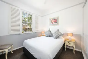 Sleep 8:King,2 queen,1 dbl, 4 bdrm, 5 min to town - Image 2