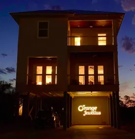 Sleeps 10! Lovely Beach House in Orange Beach AL! - Image 5