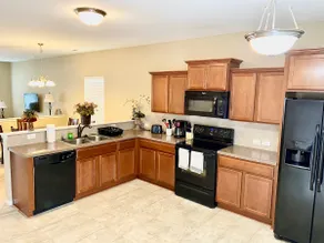 Huntersville House near 2 Lakes and Charlotte! 3BR - Image 2