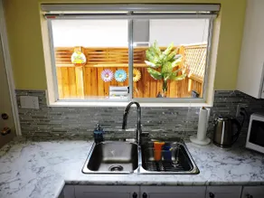Private Brentwood Bay garden suite near marina. - Image 3