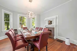 Spacious Historical Home 3 mins from Downtown - Image 5