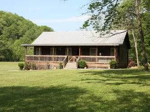 Climbing Bear Creekside Cabin - Image 3