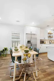 Spacious Downtown Houston Home Near Top Venues - Image 4
