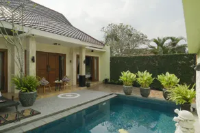 Villa Vanya Jogja (8-10p) private pool - Image 5