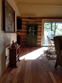 Black River Cozy Cabin - Image 5
