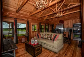 SR Silver Oaks • Aggieland Lakeside Retreat - Image 2