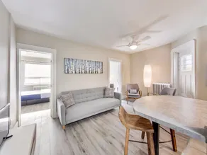 Toronto 2BR Suite at Danforth Woodbine East York - Image 2