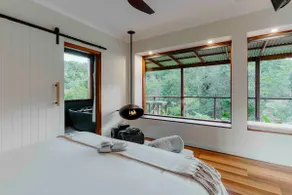 Waterfall Lodge - Image 3