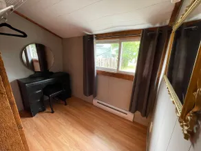 Cozy little home, located near downtown Sudbury - Image 5