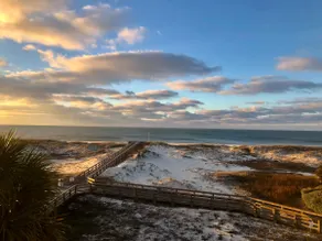 Beautiful beachfront in Gulf Shores Plantation - Image 2