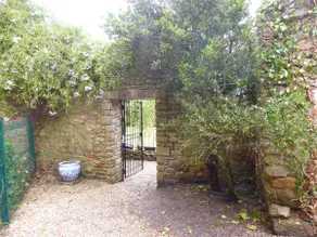 Maison la tour, Paul's room - Image 5